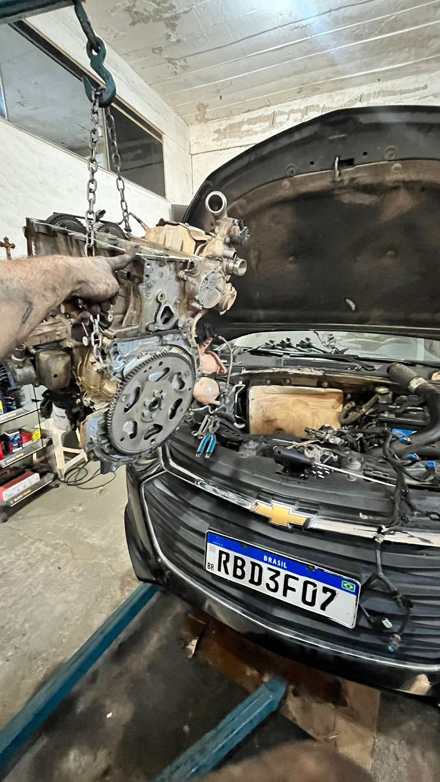 Revisão de motor na Mecânica Colombini